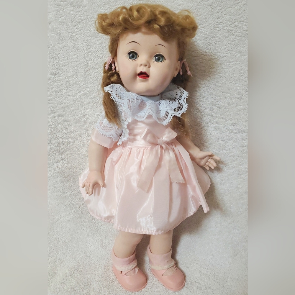Vintage 1955 Eegee Hard Plastic Susan Stroller Walker Doll with Crier - Works!